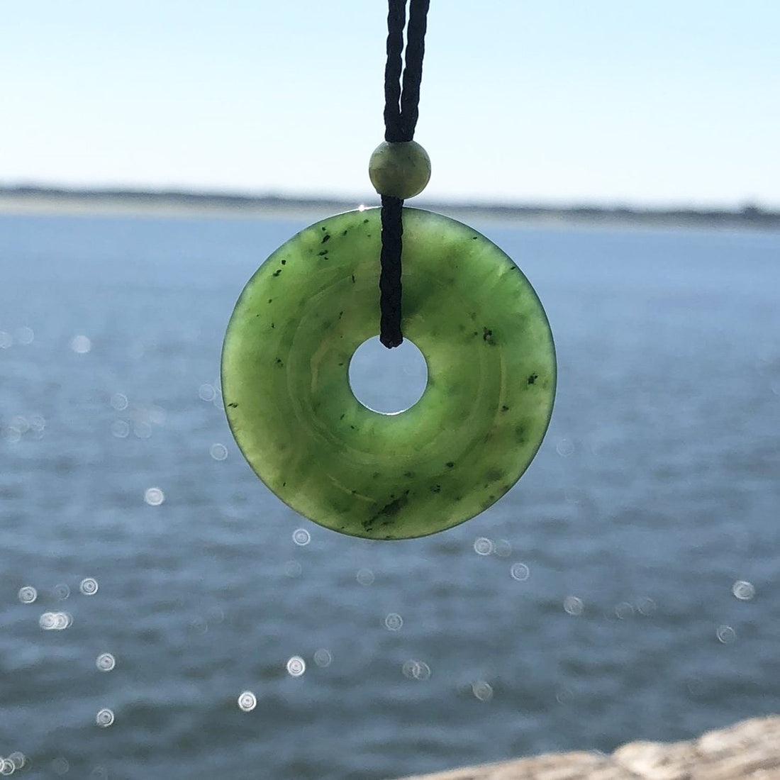 How to Buy Jade: A Field Guide to Jadeite, Nephrite & North American Sources