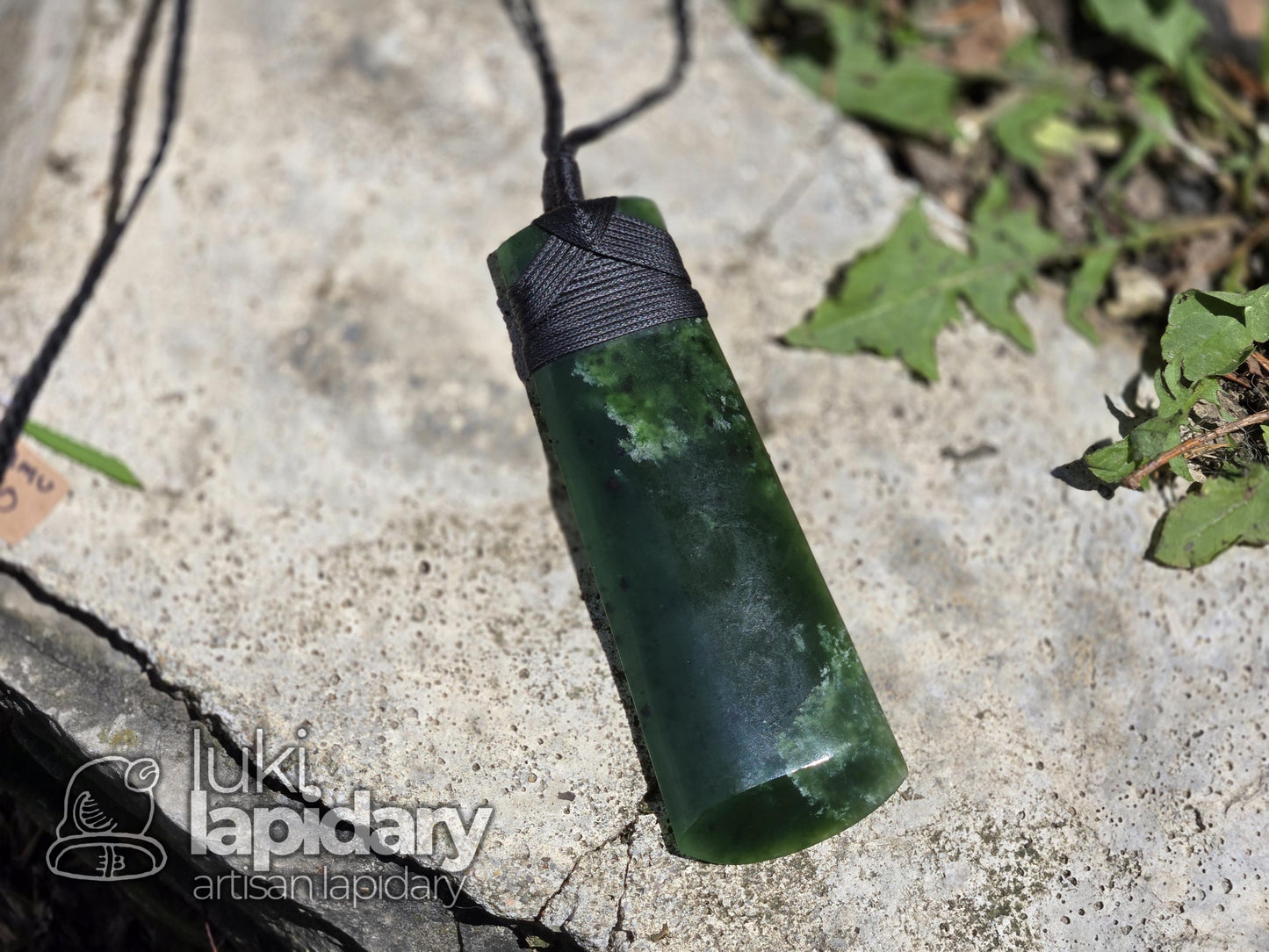 Pounamu Jade Toki Pendant — New Zealand Greenstone, Large