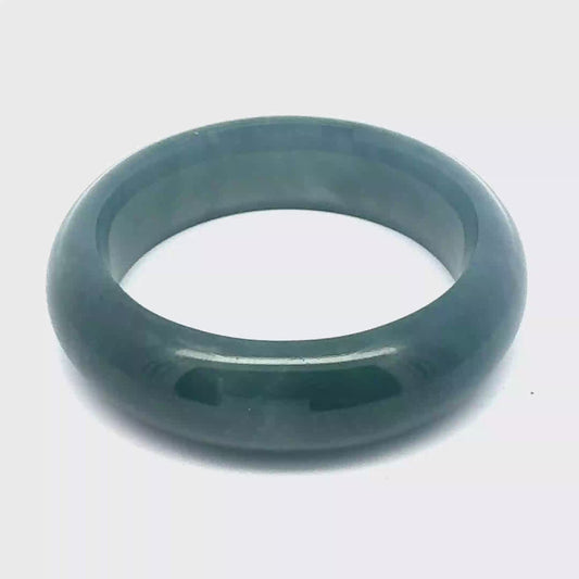 43.5 mm Princesa Blue Guatemalan Jadeite Half-Round Bangle