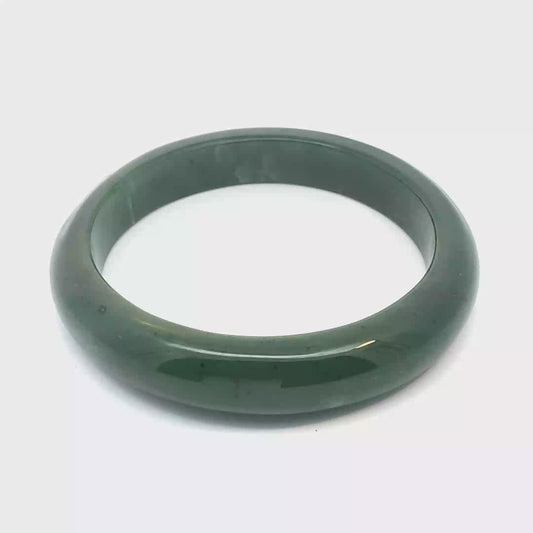 Everyday Green Pakistani Nephrite Bangle, Natural Type A